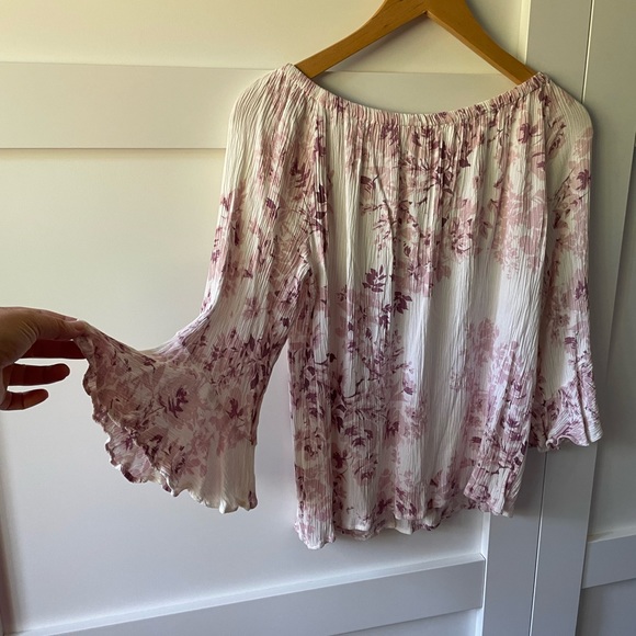 Lovestitch blouse - Picture 2 of 7